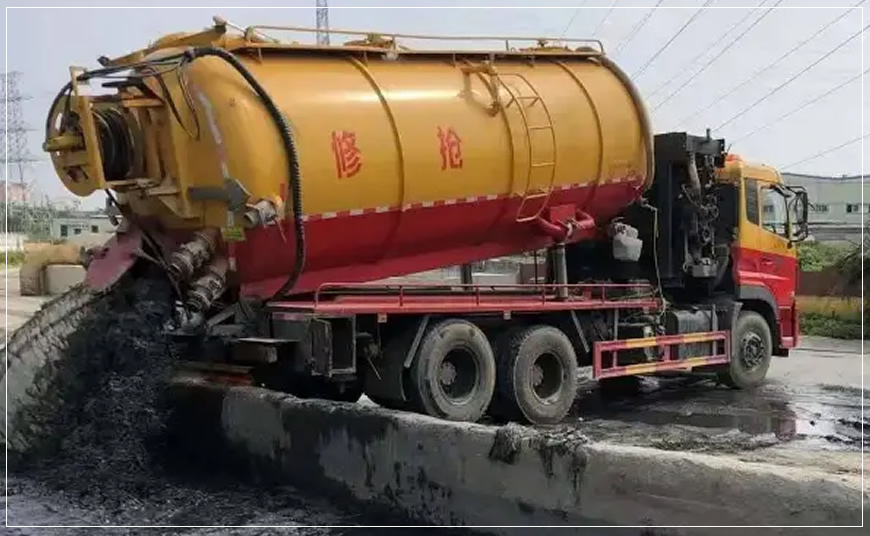 镇康沉淀池清理案例
